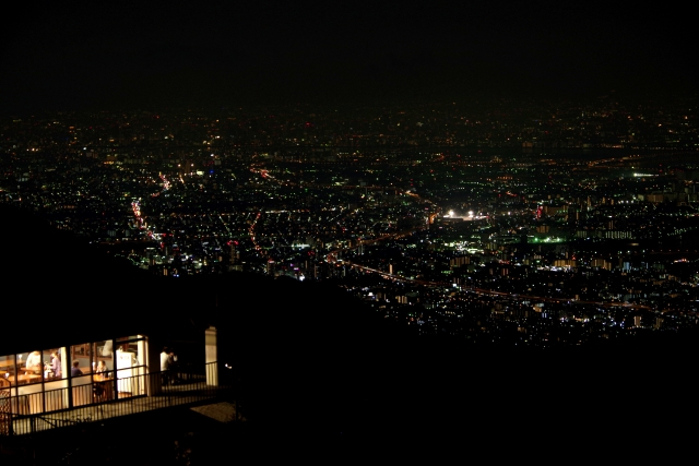 bea57eab0b3f0ad175e178c72c128d81_s